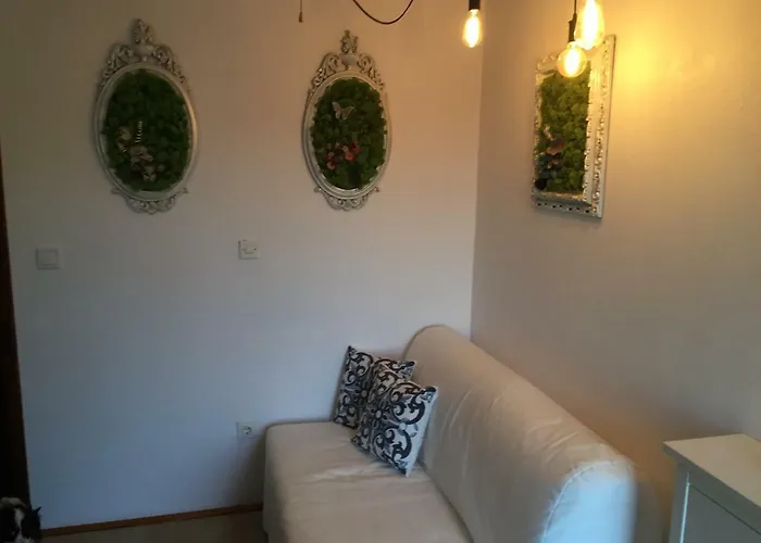 Boba\'S House